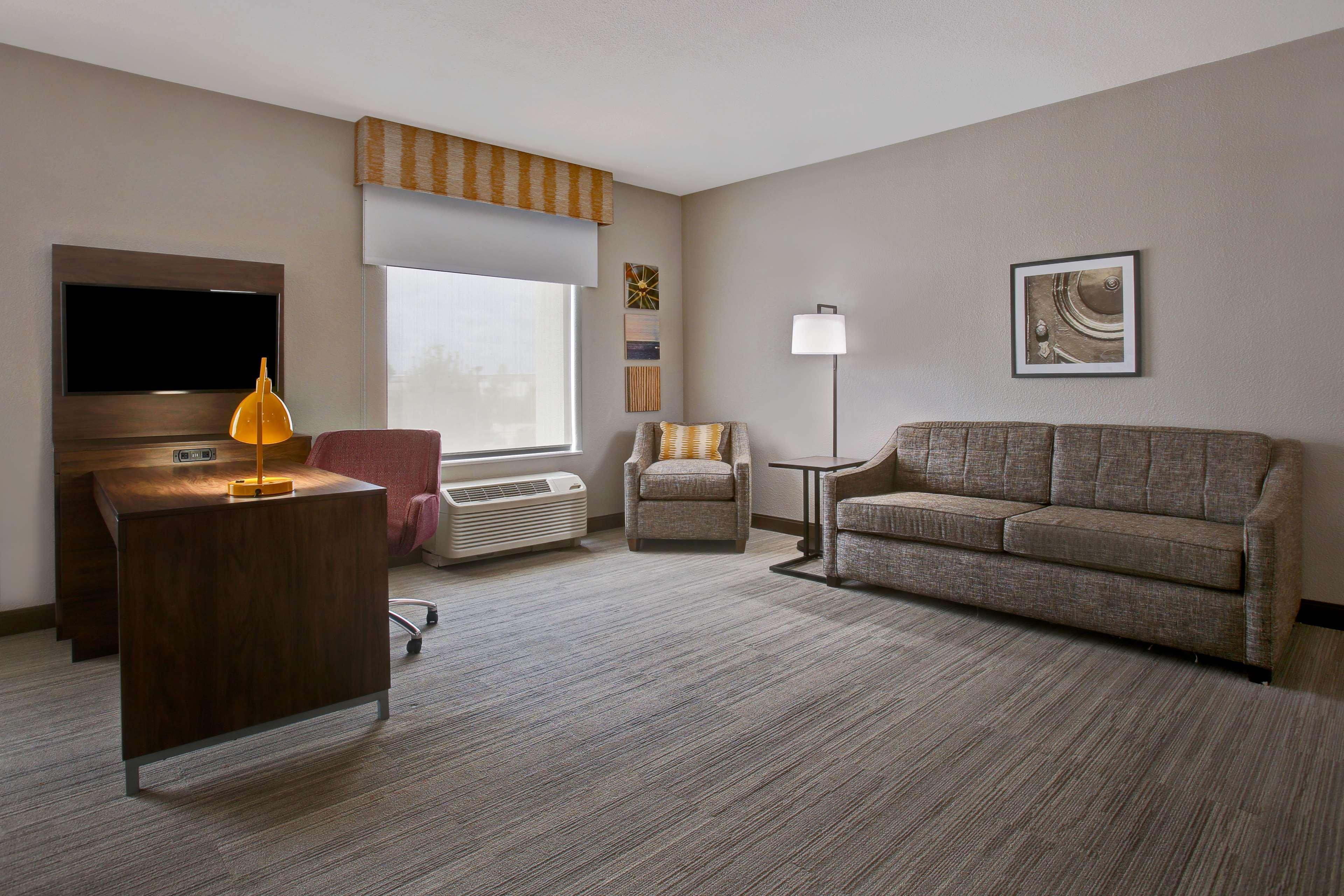 Hampton Inn & Suites Dallas-Desoto Ngoại thất bức ảnh